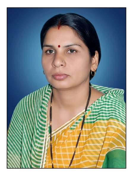Photograph of Dr. Sunita Vyas, Principal